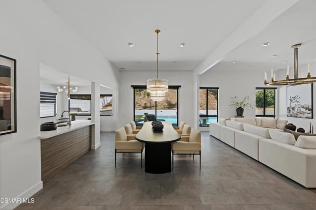 4400 Topanga Canyon Boulevard, Woodland Hills, CA 91364 — photo 12 of 51