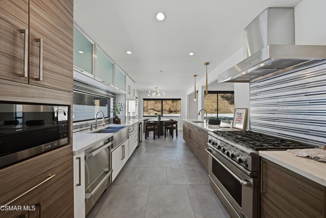 4400 Topanga Canyon Boulevard, Woodland Hills, CA 91364 — photo 21 of 51