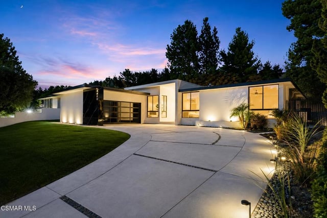4400 Topanga Canyon Boulevard, Woodland Hills, CA 91364 — photo 45 of 51