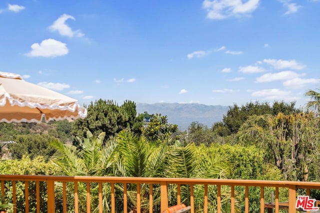 3543 Stone Canyon Avenue, Los Angeles, CA 91403 — photo 59 of 69