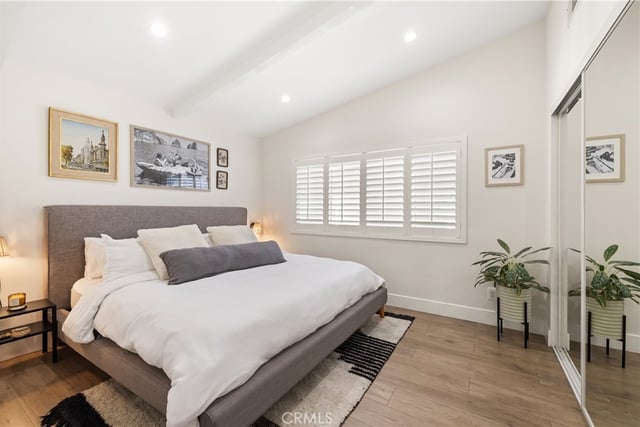 7247 Genesta, Lake Balboa, CA 91406 — photo 12 of 39