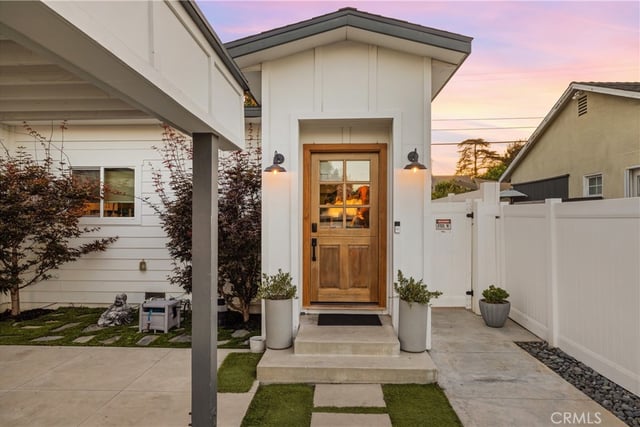 7247 Genesta, Lake Balboa, CA 91406 — photo 35 of 39