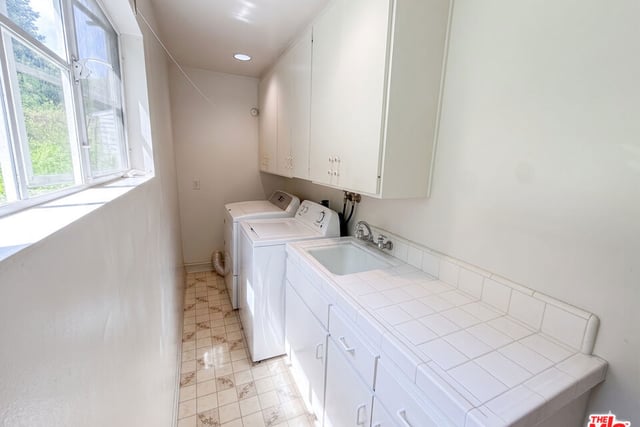 1041 Chantilly Road, Los Angeles, CA 90077 — photo 18 of 40