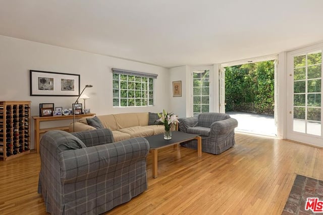 1041 Chantilly Road, Los Angeles, CA 90077 — photo 36 of 40