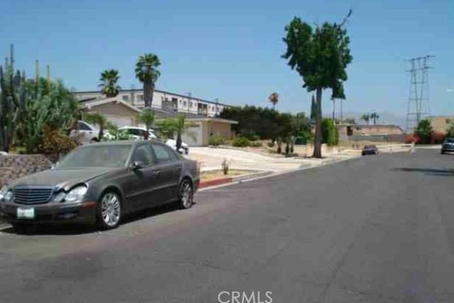12157 Lull, Los Angeles, CA 91605 — photo 2 of 3