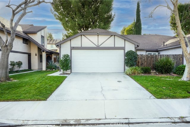 28291 Bockdale Ave., Canyon Country, CA 91387 — photo 3 of 27