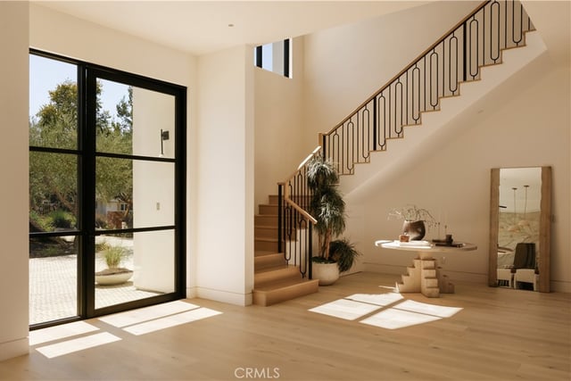 4744 Vista De Oro Avenue, Woodland Hills, CA 91364 — photo 5 of 48