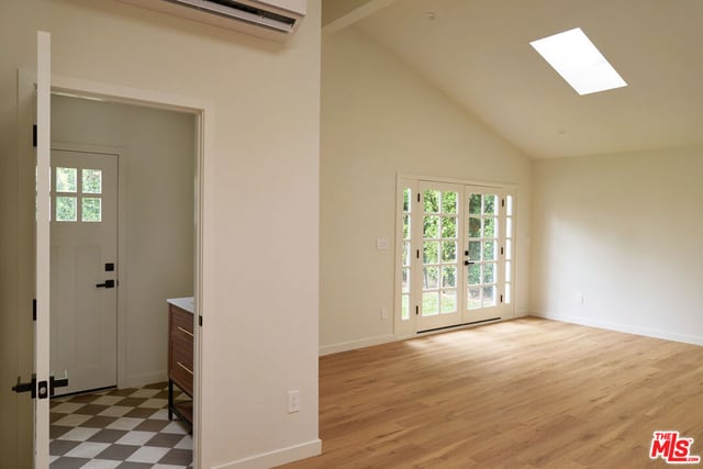 4734 Greenbush Avenue, Los Angeles, CA 91423 — photo 28 of 46