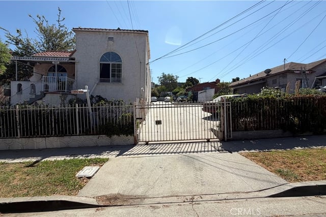 962 N Ditman, Los Angeles, CA 90063 — photo 3 of 27