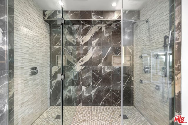 11698 Picturesque Drive, Studio City, CA 91604 — photo 19 of 35