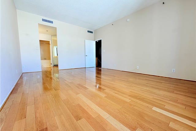 600 W 9th 1508, Los Angeles, CA 90015 — photo 22 of 48