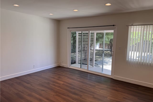 20146 Hartland, Winnetka, CA 91306 — photo 2 of 27