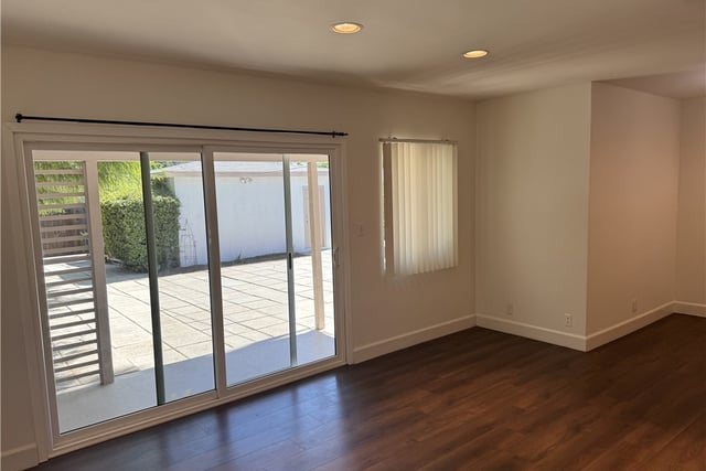 20146 Hartland, Winnetka, CA 91306 — photo 3 of 27