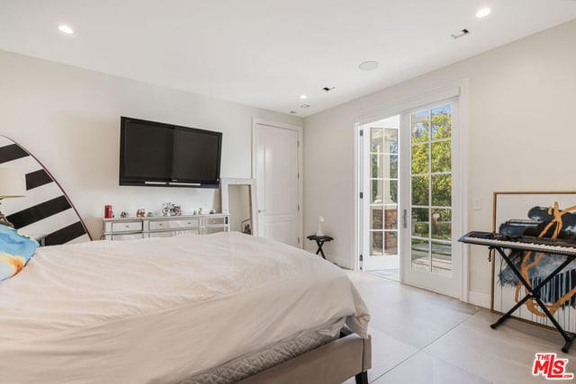 3880 Prado Del Trigo, Calabasas, CA 91302 — photo 17 of 23