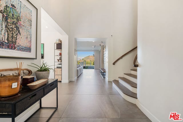 3880 Prado Del Trigo, Calabasas, CA 91302 — photo 2 of 23