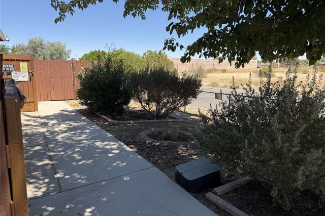 40103 169th Street E, Palmdale, CA 93591 — photo 8 of 50