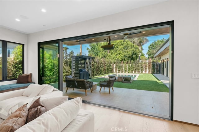 4842 Fulton Avenue, Sherman Oaks, CA 91423 — photo 13 of 74