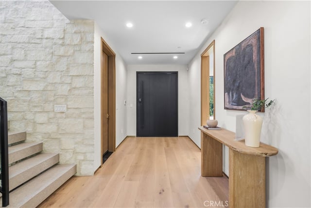 4842 Fulton Avenue, Sherman Oaks, CA 91423 — photo 8 of 74
