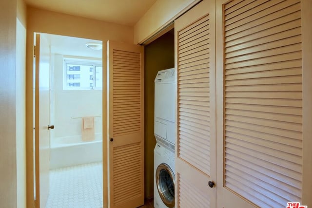 10450 Wilshire Boulevard 10J, Los Angeles, CA 90024 — photo 33 of 59