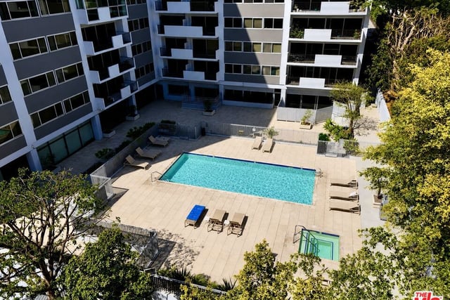 10450 Wilshire Boulevard 10J, Los Angeles, CA 90024 — photo 44 of 59