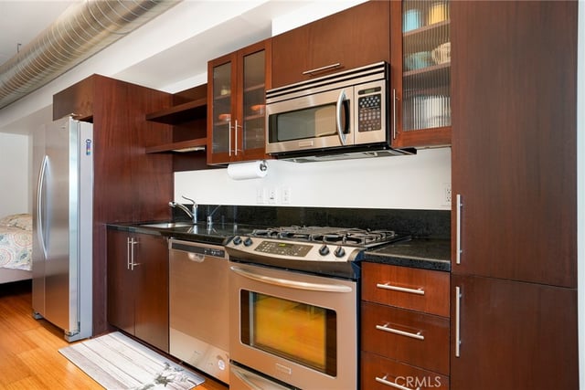 1111 S Grand Avenue 1102, Los Angeles, CA 90015 — photo 11 of 29