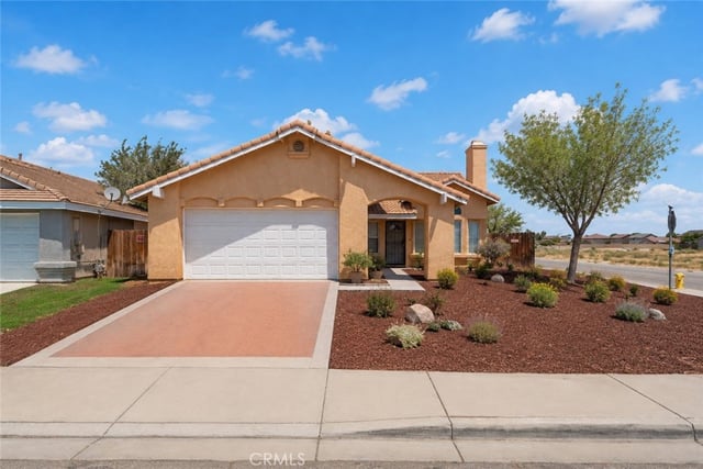 1645 E Kettering, Lancaster, CA 93535 — photo 12 of 60