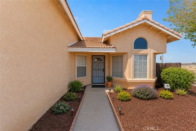 1645 E Kettering, Lancaster, CA 93535 — photo 8 of 60