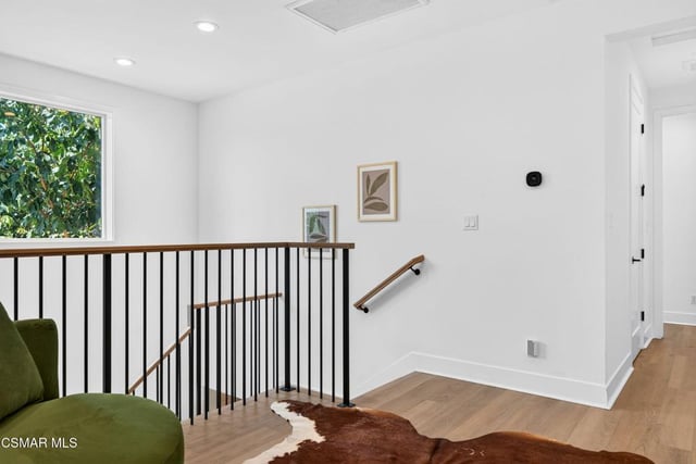1135 N Commonwealth Avenue, Los Angeles, CA 90029 — photo 14 of 40