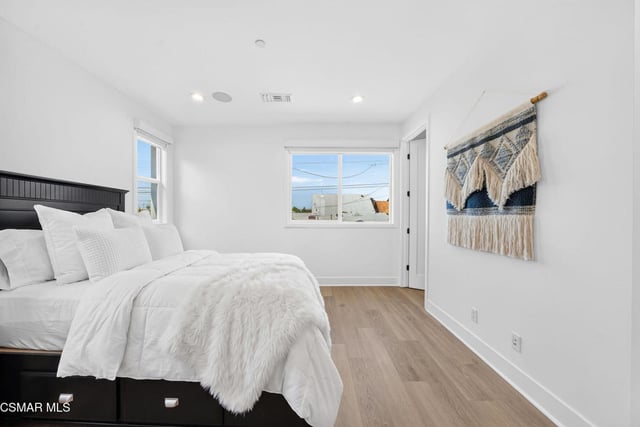1135 N Commonwealth Avenue, Los Angeles, CA 90029 — photo 20 of 40
