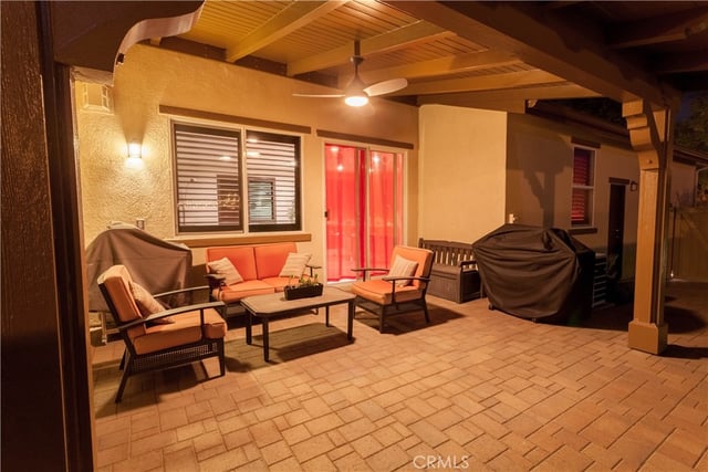 28502 Vista Del Rio, Valencia, CA 91354 — photo 33 of 52