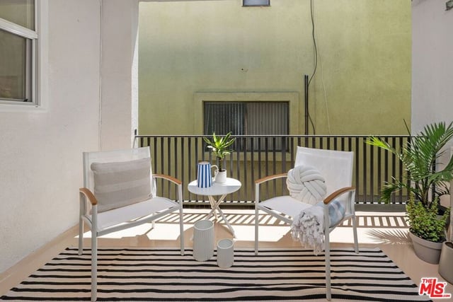 2233 4th Street 3, Santa Monica, CA 90405 — photo 12 of 39