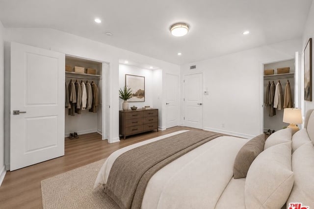1477 Beverwil Drive, Los Angeles, CA 90035 — photo 16 of 48