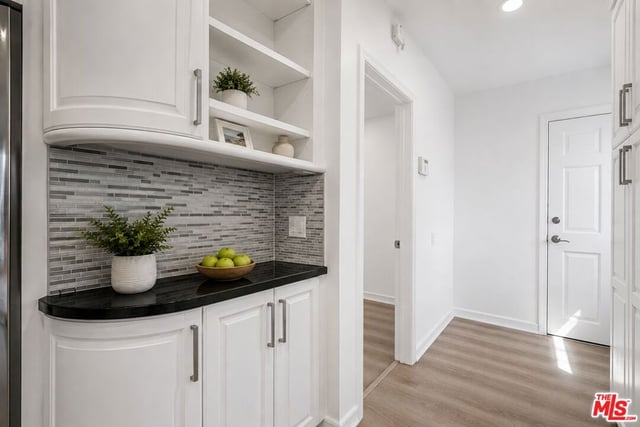 1477 Beverwil Drive, Los Angeles, CA 90035 — photo 40 of 48