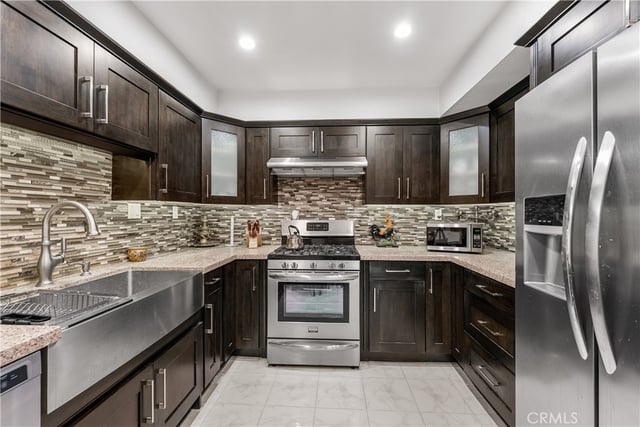 1745 Holly 302, Glendale, CA 91206 — photo 16 of 43