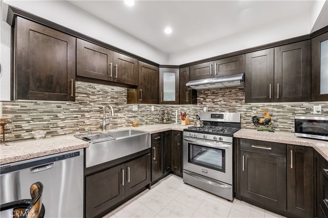 1745 Holly 302, Glendale, CA 91206 — photo 17 of 43