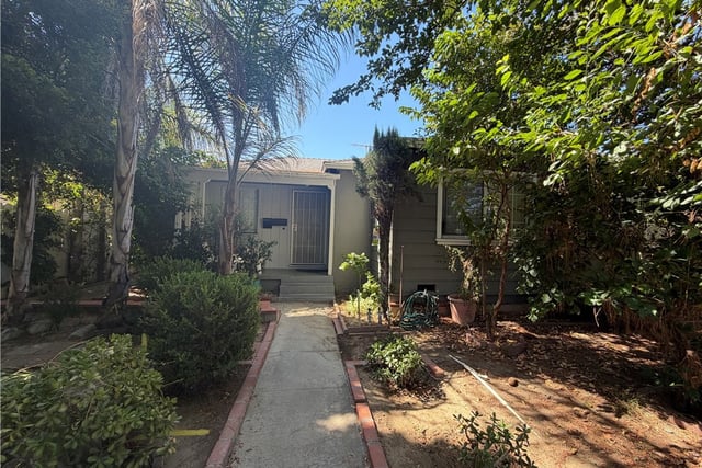 18750 Nordhoff, Los Angeles, CA 91324 — photo 5 of 5