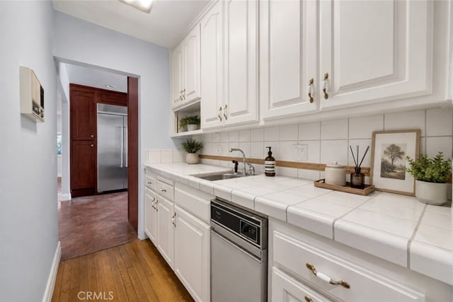 22309 Dolorosa, Los Angeles, CA 91367 — photo 16 of 61