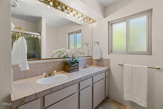 567 N Avocado Place, Camarillo, CA 93010 — photo 35 of 67