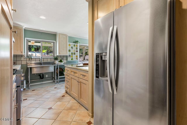 567 N Avocado Place, Camarillo, CA 93010 — photo 8 of 67