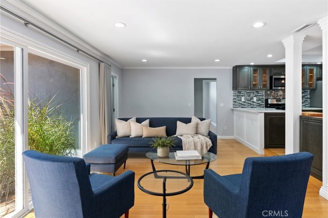 6301 Yarmouth Avenue, Encino, CA 91316 — photo 16 of 46