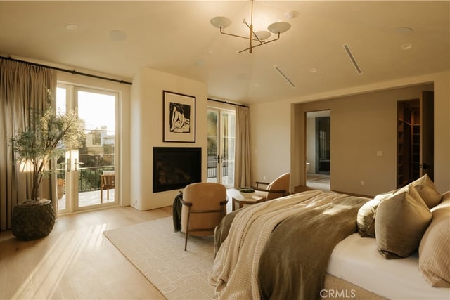 4521 Mary Ellen Avenue, Sherman Oaks, CA 91423 — photo 34 of 56