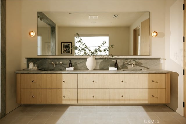 4521 Mary Ellen Avenue, Sherman Oaks, CA 91423 — photo 36 of 56