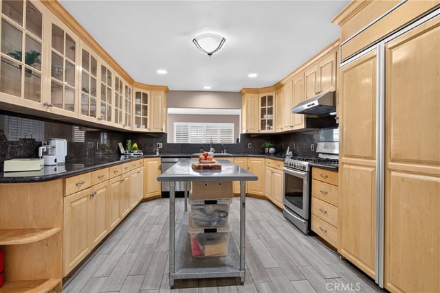 11510 Baird Avenue, Porter Ranch, CA 91326 — photo 14 of 61