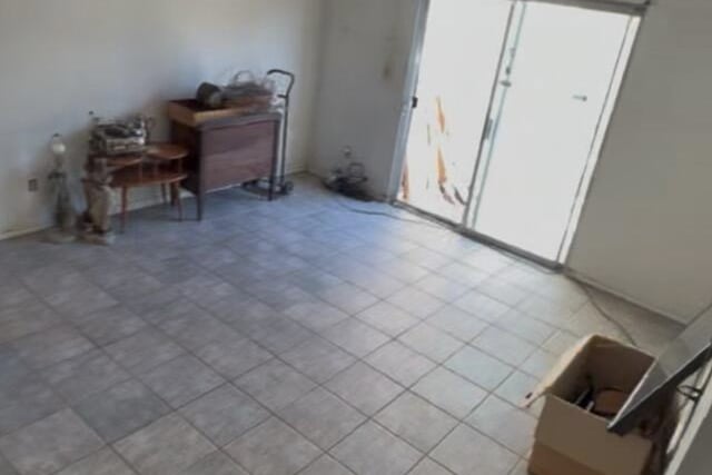 9208 Thompson Avenue, Chatsworth, CA 91311 — photo 8 of 18