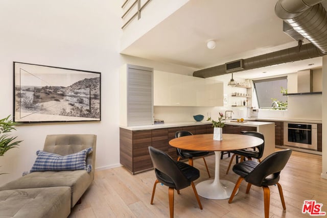 2433 28th Street B, Santa Monica, CA 90405 — photo 10 of 25