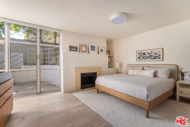 2433 28th Street B, Santa Monica, CA 90405 — photo 17 of 25