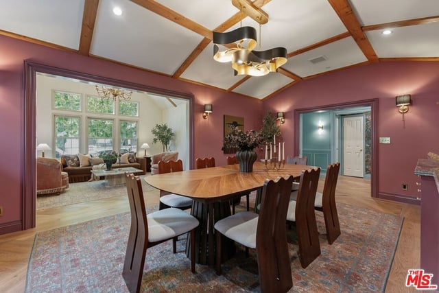 224 N Bowling Green Way, Los Angeles, CA 90049 — photo 15 of 73