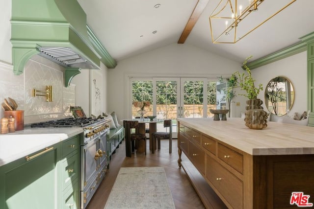 224 N Bowling Green Way, Los Angeles, CA 90049 — photo 22 of 73