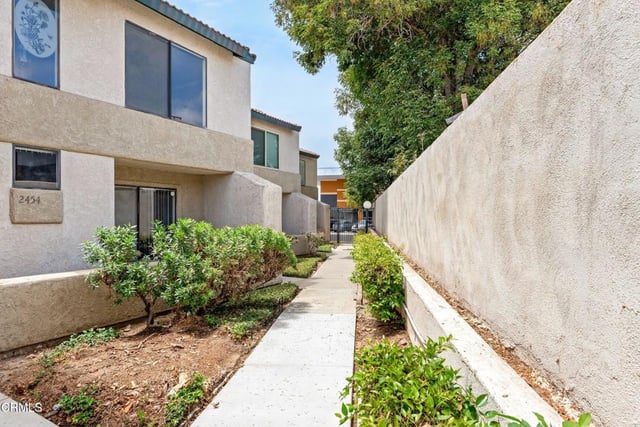 2454 Manzanita Drive, Oxnard, CA 93033 — photo 37 of 54
