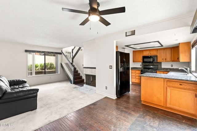 2454 Manzanita Drive, Oxnard, CA 93033 — photo 5 of 54